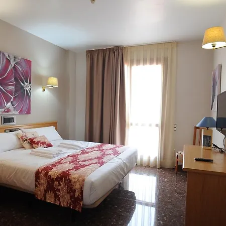La Imperial Hotel