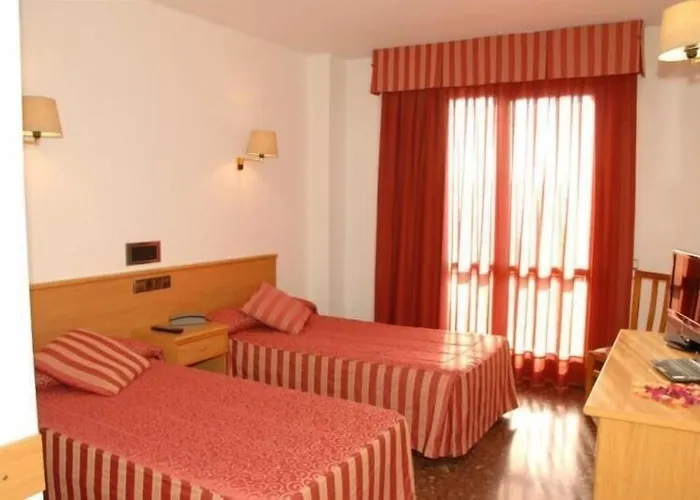 Hotel La Imperial 2*