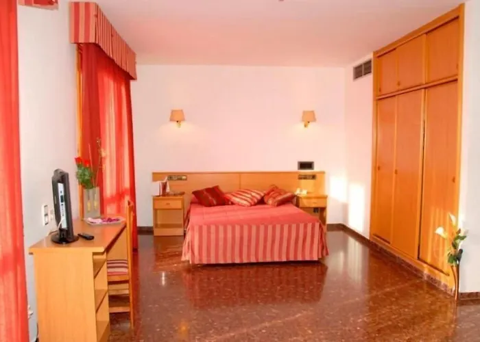 Hotel La Imperial Pedrola